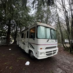 RV Gulf Stream Conquest V10 Trition Ford F550