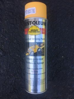 NEW. 6 cans of yellow rust oleum striping paint