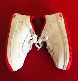 Nike Air Force 1 ‘University Red’ Sz 8C