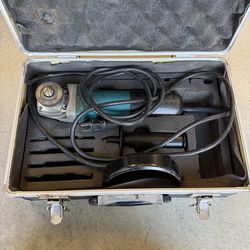 Makita grinder