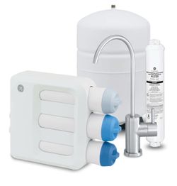 GE 5-Stage Reverse Osmosis Under Sink Water Filtration System with Faucet, Reduces 95+ Impurities including Lead, Chlorine, Arsenic, Filters FQ18PN, F
