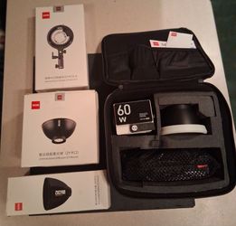 Zhiyun MOLUS G60 60W Bi-Color Pocket COB LED Light Combo Kit