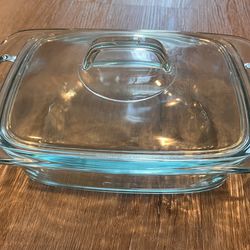 Pyrex 2-Qt Glass Casserole Dish with Lid (Model 024 / Lid 624)