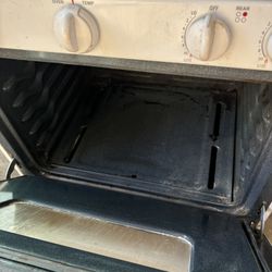 Gas Oven / Estufa De Gas