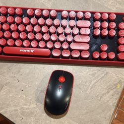 Bluetooth Mouse And Keyboard Red 