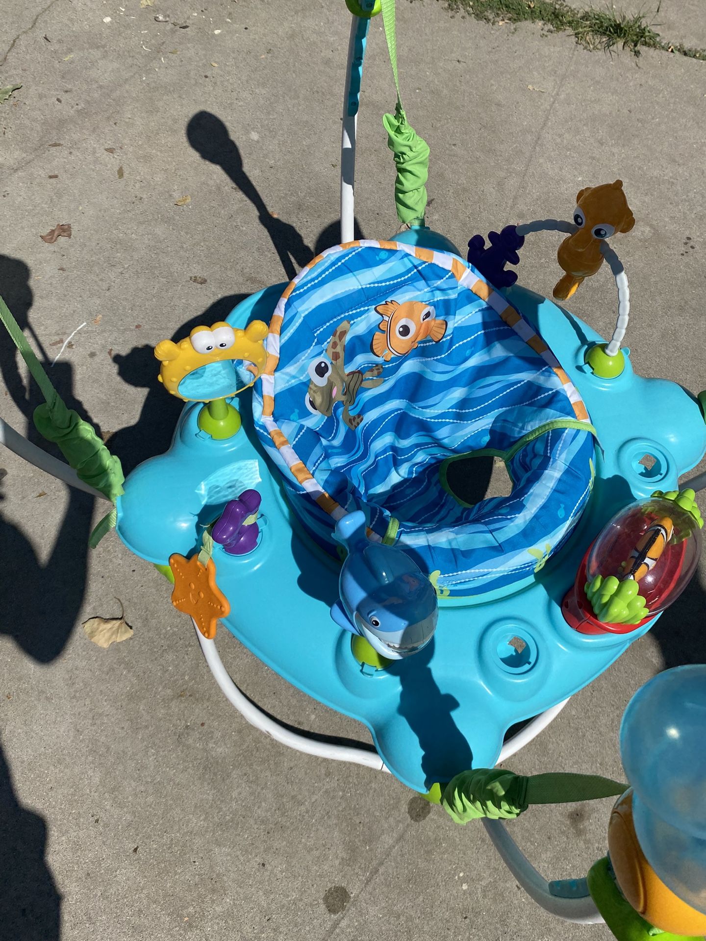 Finding Nemo Activity Jumper 