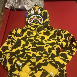 Yellow Camo Bape Hoodie M