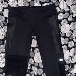 Alo black capri leggings size small