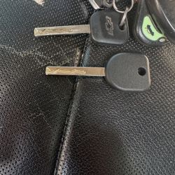 🔷🔹car Key 🔹🔷chipped Key🔹🔷cut And Programmed 🔹🔷🔻