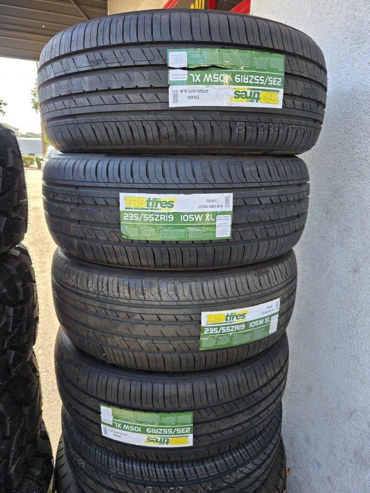 235/55R19