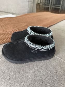 Kids Ugg’s - New