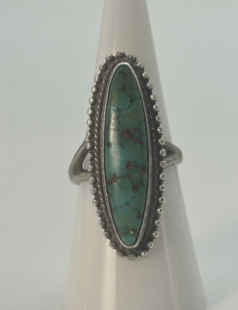 Vintage Silver Ring with natural marquise shape Turquoise Stone Beaty size 7 1/2