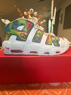 Nike air UpTempo peace love and swoosh size 12