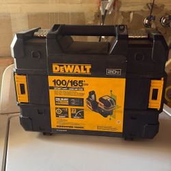 DEWALT 20V MAX 2-Spot Cross Line Green Laser Level (DCLE34220GB)