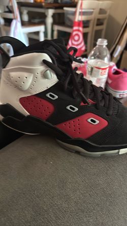 Jordan black 6y