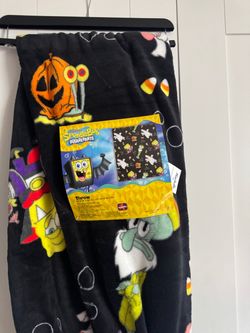 New SpongeBob Halloween throw blanket 🎃