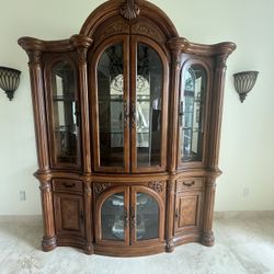 China Cabinet 
