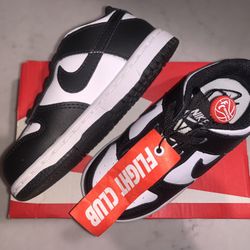 Nike Dunk Low ( TDE )   ( Size 8c. ) 