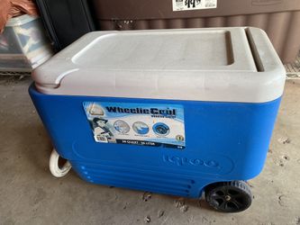 Igloo Wheel Cooler
