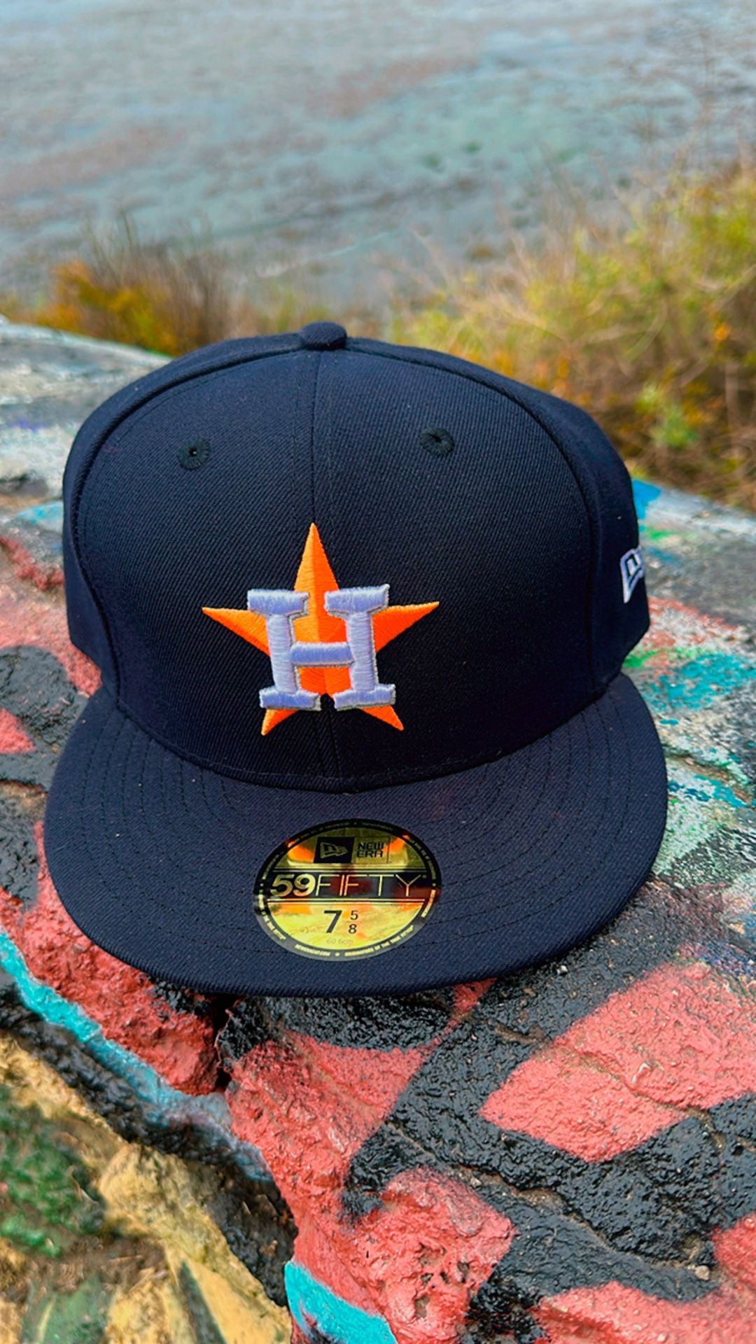 Size 75/8 / Newera Fitted Hay Price $22 