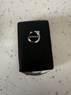 Volvo key fob.  2023 xc60. $70