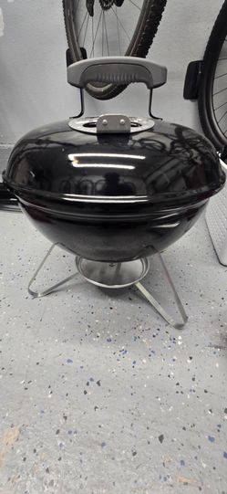 Weber Smokey Joe Portable Charcoal Grill