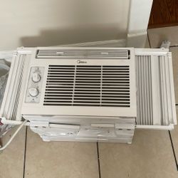 Midea Air Conditioner AC unit 