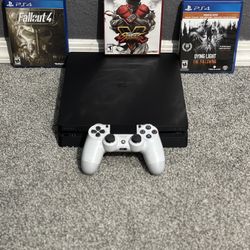 PS4 SLIM ( ADULT OWNED ) 