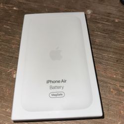 New iPhone Air Battery (MagSafe)