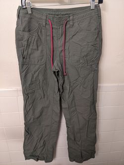 The North Face size 2 Women's Olive Green Cargo Pants