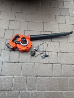 BLACK AND DECKER CORDLESS LEAF BLOWER