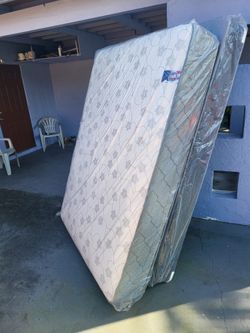 NEW QUEEN MATTRESS AND BOX SPRING -- Also Available In All Sizes.