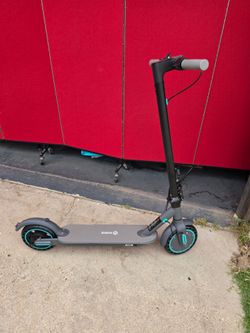 Hiquis scooter (28 MPH)