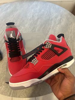 Jordan 4 toro bravo (check description)