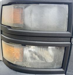 Headlights Buffed And Sealed