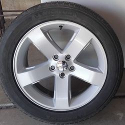 Original Dodge Challenger Wheel With Tire 18 Inch Rim 