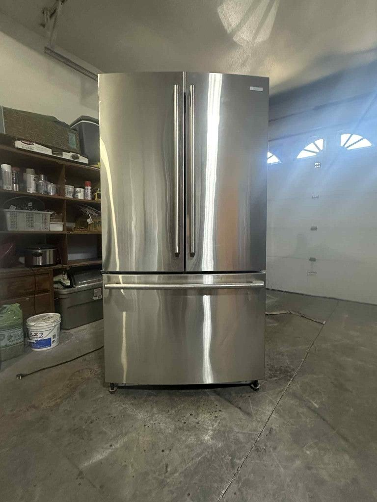 Electrolux Counter-Depth French Door Refrigerator with IQ Touch Contro - (2015)