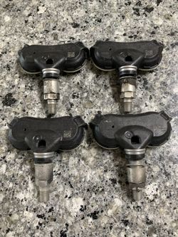 2018 Toyota Tundra OEM TPMS sensors