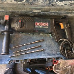 Bosch Rotary Hammer Drill With 3 Bits