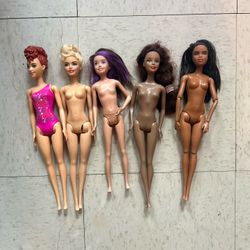Barbies 