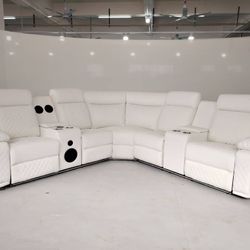 Sofa Sectional Totalmente Nuevo. Juego De Sala . Preguntar Precio 