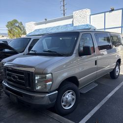 2014 Ford E-350 XLT Passenger Van – Runs Great – Fleet Maintained