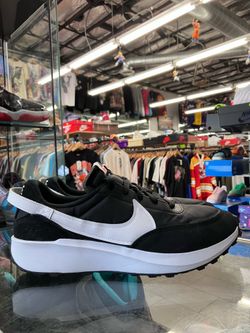 Nike Waffle Debut Black White