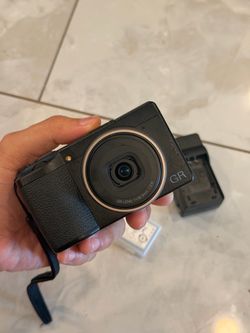 Ricoh GR3 HDF 1,600 shot