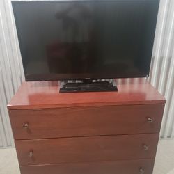 34" Panasonic Flat Screen 