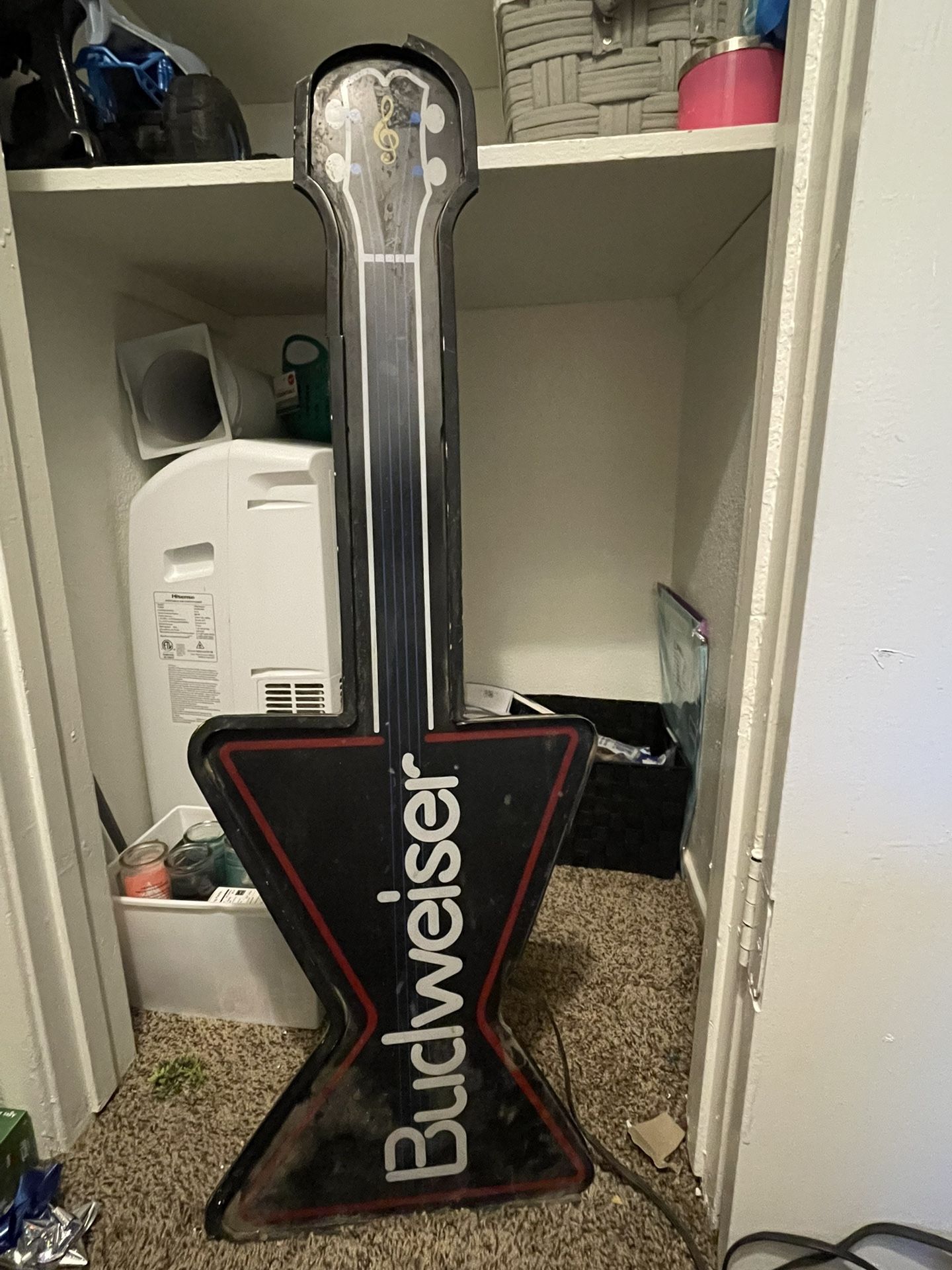 Budweiser Guitar Light (NOT FREE ) Shoot Me $$$