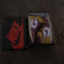 jordan 1s retro (original box)