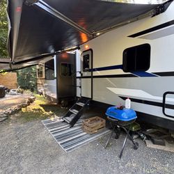 2020 Sporttrek Camper 
