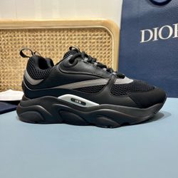 Dior CD Men’s Sneaker With Box New 