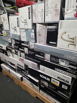 KITCHEN AND BATHROOM FAUCET NEW 100 PIECES
